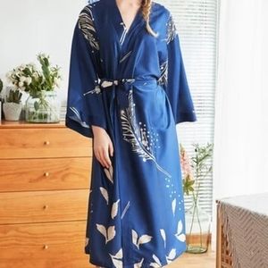 Navy Feather & Leaf Pattern Silk Robe